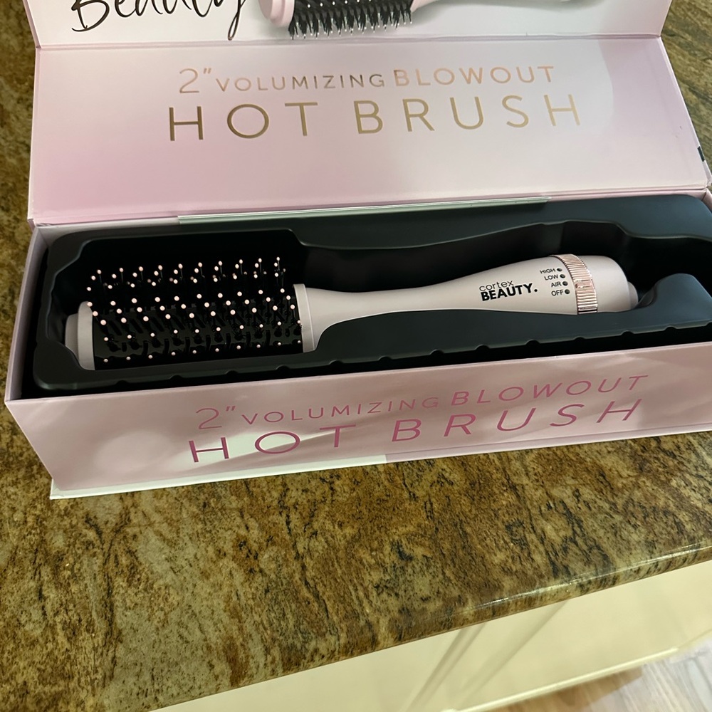 Cortex Volumizing Blowout Brush - Pink